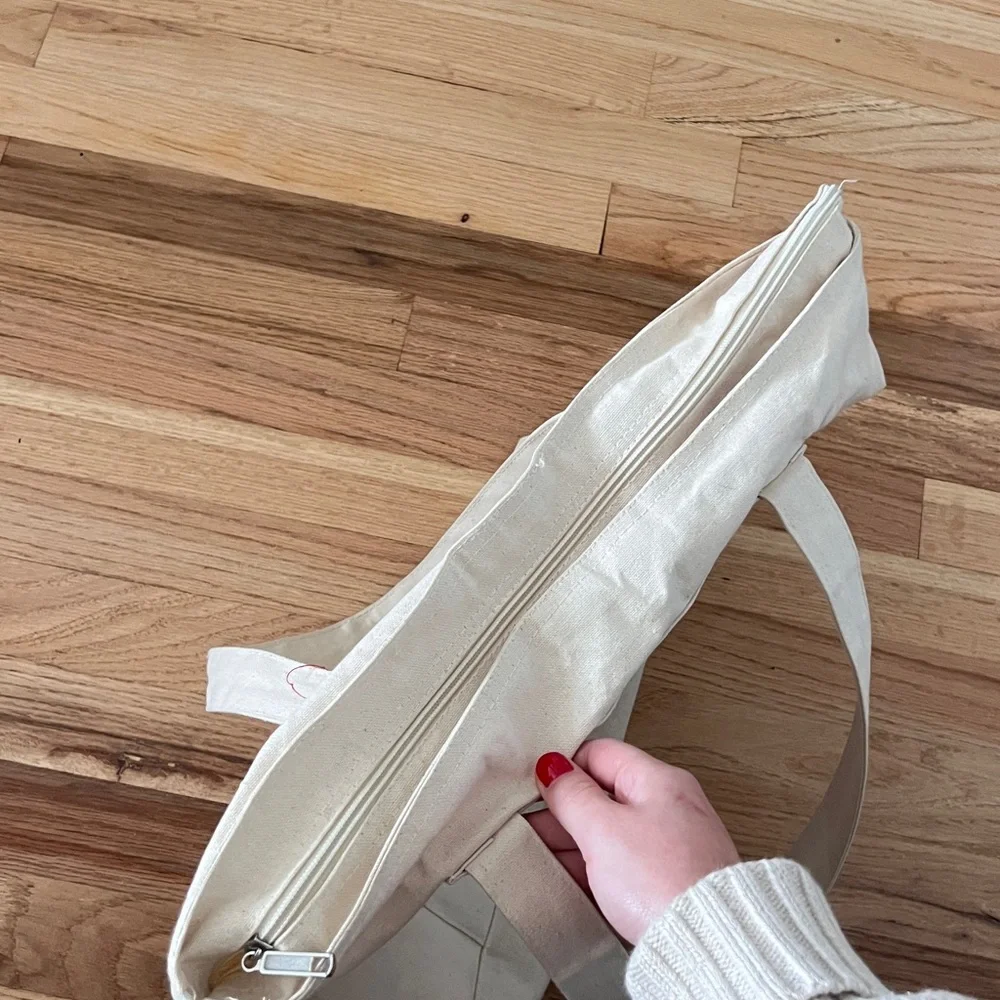 Nike Tote Bag - Picture 4 of 4